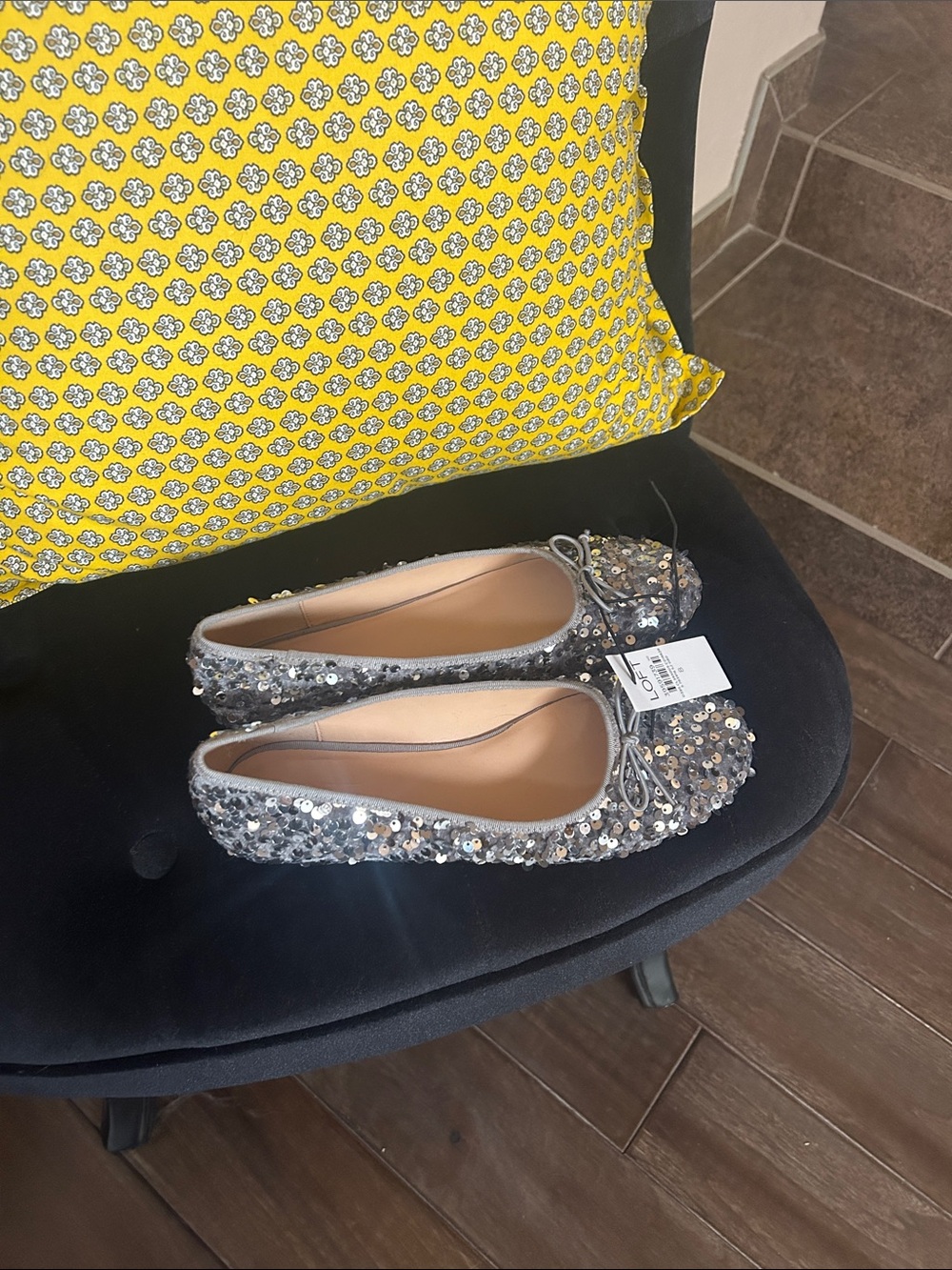 NWT LOFT Silver Sequin Ballet Flats with Bow